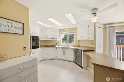 11622 Silver Lake Road #80, Everett, WA 98208 - Photo 14