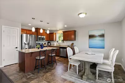 2258 SE Upchurch Way, Port Orchard, WA 98366 - Photo 8