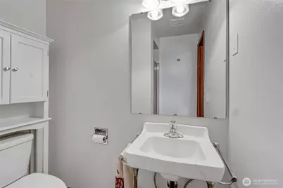 6006 48th Avenue E, Tacoma, WA 98443 - Photo 24