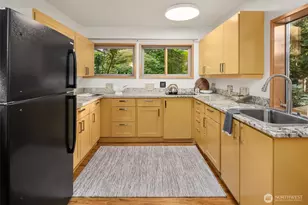1919 SW 170th St, Normandy Park, WA 98166 - Photo 24