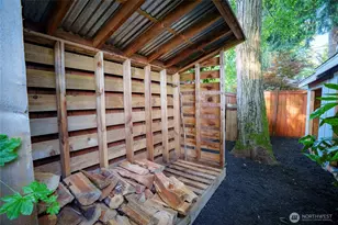 14341 Interlake Ave N, Seattle, WA 98133 - Photo 26