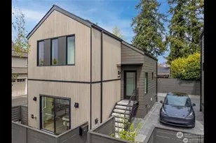 2806 W Dravus, Seattle, WA 98199 - Photo 2