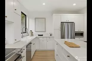 2806 W Dravus, Seattle, WA 98199 - Photo 8