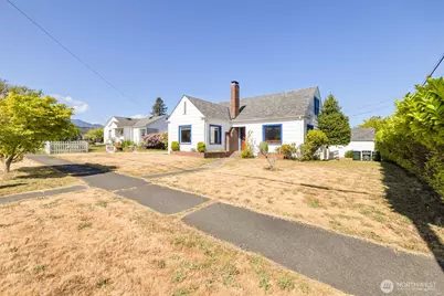 218 S Jones Street, Port Angeles, WA 98362 - Photo 1