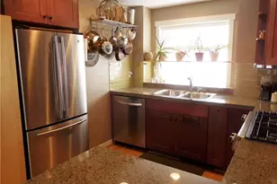 3615 Albion Pl N, Seattle, WA 98103 - Photo 10