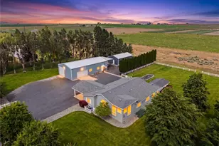5749 SE J 2, Moses Lake, WA 98837 - Photo 1
