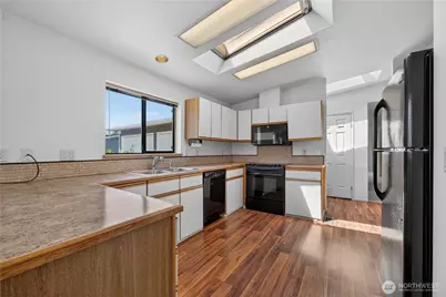 24030 10th Place W, Bothell, WA 98021 - Photo 4