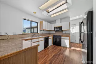 24030 10th Pl W, Bothell, WA 98021 - Photo 4