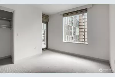 10650 NE 9th Place #1520, Bellevue, WA 98004 - Photo 12