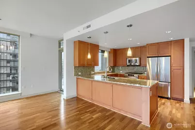 10650 NE 9th Place #1520, Bellevue, WA 98004 - Photo 6