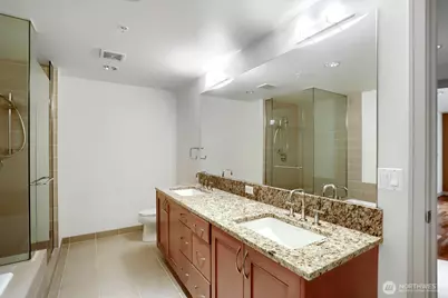 10650 NE 9th Place #1520, Bellevue, WA 98004 - Photo 16