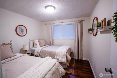 10201 SW 120th Street, Lakewood, WA 98498 - Photo 12