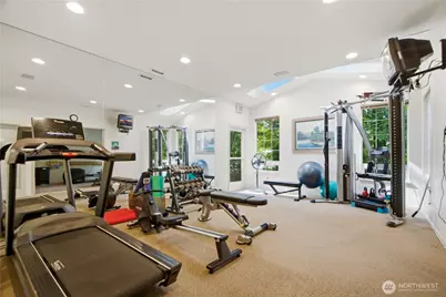 25235 SE Klahanie Blvd #C303, Sammamish, WA 98029 - Photo 24