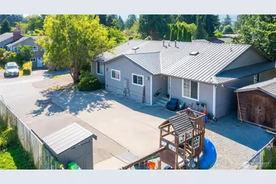 602 604 Redwood Lane, Sedro Woolley, WA 98284 - Photo 4