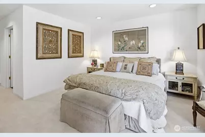 10000 Meydenbauer Way SE #1, Bellevue, WA 98004 - Photo 38