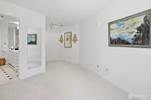 10000 Meydenbauer Way SE, Bellevue, WA 98004 - Photo 20