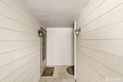 1115 N I Street #204, Tacoma, WA 98403 - Photo 4