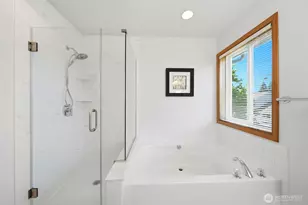 18016 27th Dr SE, Bothell, WA 98012 - Photo 24