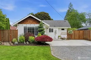 1059 Lafromboise St, Enumclaw, WA 98022 - Photo 1