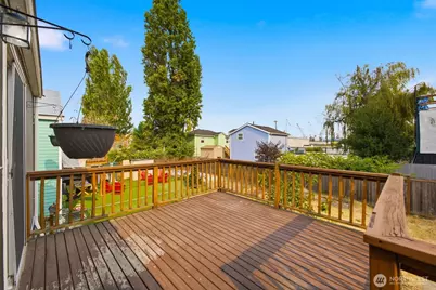 748 S Kenyon Street, Seattle, WA 98108 - Photo 24