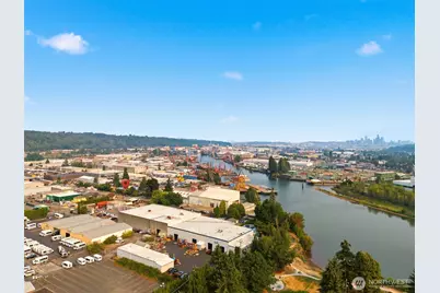 748 S Kenyon Street, Seattle, WA 98108 - Photo 32