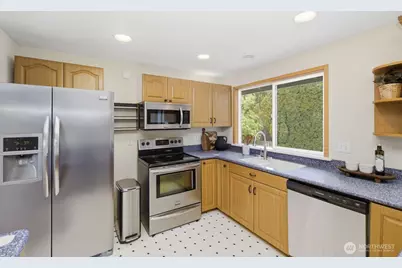 4217 184th Place SW, Lynnwood, WA 98037 - Photo 14