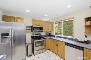 4217 184th Pl SW, Lynnwood, WA 98037 - Photo 14