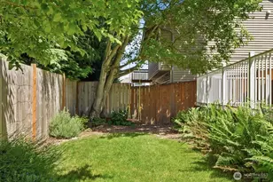 8128 NE 161st Pl, Kenmore, WA 98028 - Photo 26
