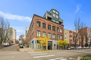 81 Vine St, Seattle, WA 98121 - Photo 2