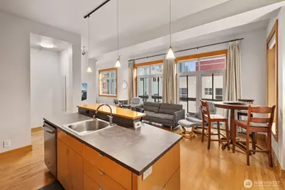 81 Vine Street #406, Seattle, WA 98121 - Photo 8