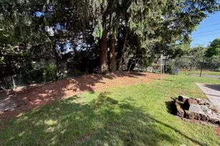 1402 S 44th St, Tacoma, WA 98418 - Photo 6