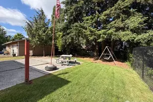 1402 S 44th St, Tacoma, WA 98418 - Photo 4