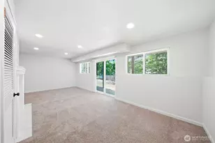 30811 26th Ave SW, Federal Way, WA 98023 - Photo 32