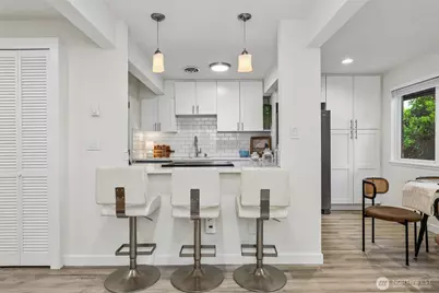 4050 W Lake Sammamish Pkwy NE #103, Redmond, WA 98052 - Photo 8