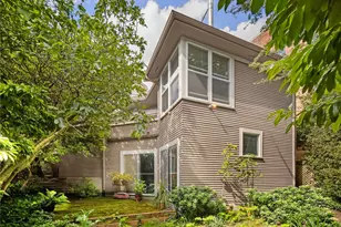 111 W Kinnear Pl, Seattle, WA 98119 - Photo 28
