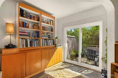 111 W Kinnear Place, Seattle, WA 98119 - Photo 12