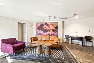 3045 20th Ave W, Seattle, WA 98199 - Photo 4