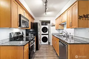 3045 20th Ave W, Seattle, WA 98199 - Photo 6