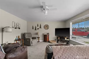 199 1st St SE, East Wenatchee, WA 98802 - Photo 2