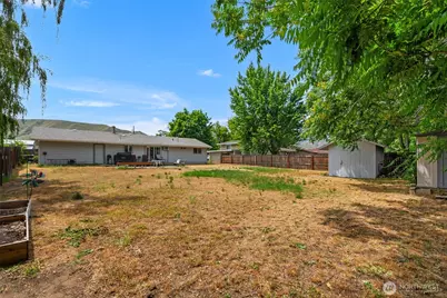 199 1 Street SE, East Wenatchee, WA 98802 - Photo 14
