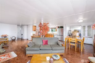 2016 Queen Anne Pl, Port Townsend, WA 98368 - Photo 10