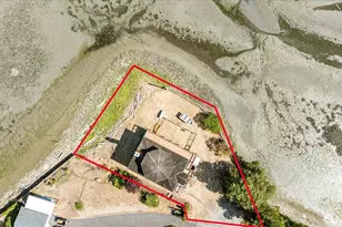2385 Sunlight Beach Rd, Clinton, WA 98236 - Photo 30