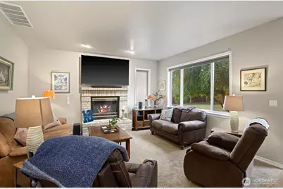 21806 SE 296th Street, Black Diamond, WA 98010 - Photo 10