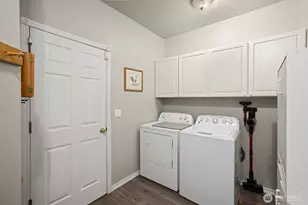 21806 SE 296th St, Black Diamond, WA 98010 - Photo 18