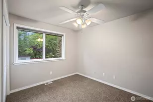21806 SE 296th St, Black Diamond, WA 98010 - Photo 26