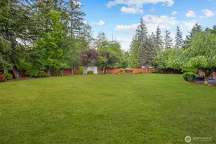 21806 SE 296th St, Black Diamond, WA 98010 - Photo 32