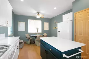 8542 Bainbridge Loop NE, Lacey, WA 98516 - Photo 4