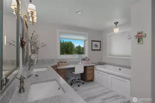 1061 E Ballantrae Dr, Shelton, WA 98584 - Photo 26