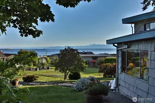 5536 Mutiny Sands Rd, Freeland, WA 98249 - Photo 1