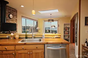 5536 Mutiny Sands Rd, Freeland, WA 98249 - Photo 10